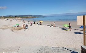 Enfoz Con Parking Y A La Orilla Del Mar